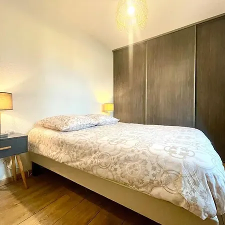 147 - Vue Cite Medievale Et Parking 아파트